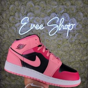Jordan Retro 1 💟